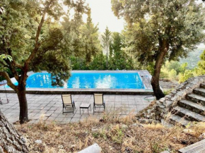 Welcoming villa in Torres with private pool, Torres